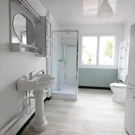 3 - Tres Grand Jardin Privee - Terrasse Privee - Garage Velo Et Moto - Parking Voiture Privee Dans La Propriete - Gere Par Presta-zen'services Апартаменты