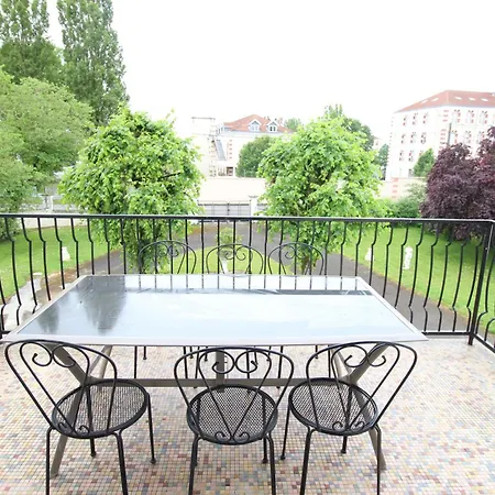 3 - Tres Grand Jardin Privee - Terrasse Privee - Garage Velo Et Moto - Parking Voiture Privee Dans La Propriete - Gere Par Presta-zen'services *