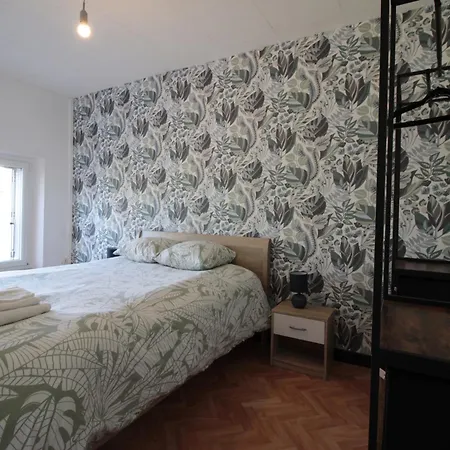 3 - Tres Grand Jardin Privee - Terrasse Privee - Garage Velo Et Moto - Parking Voiture Privee Dans La Propriete - Gere Par Presta-zen'services * Thierville-sur-Meuse